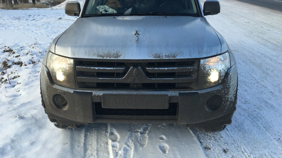 Mitsubishi Pajero V6 arab