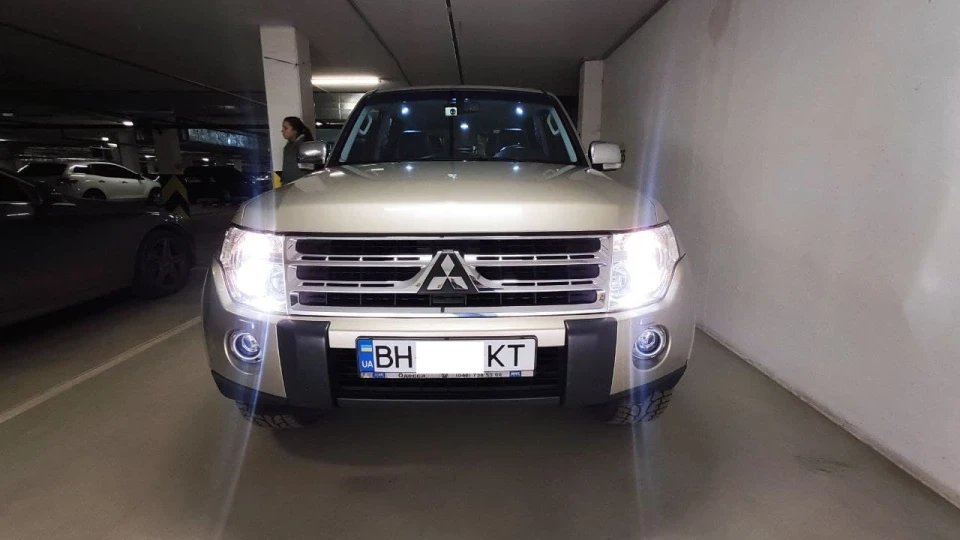 Mitsubishi Pajero Wagon 3.0 2