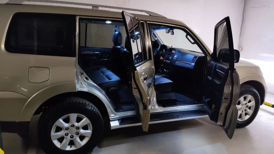 Mitsubishi Pajero Wagon 3.0 3
