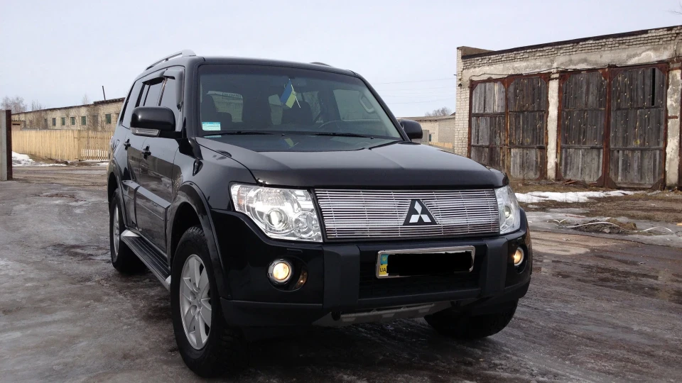 Mitsubishi Pajero Wagon 4