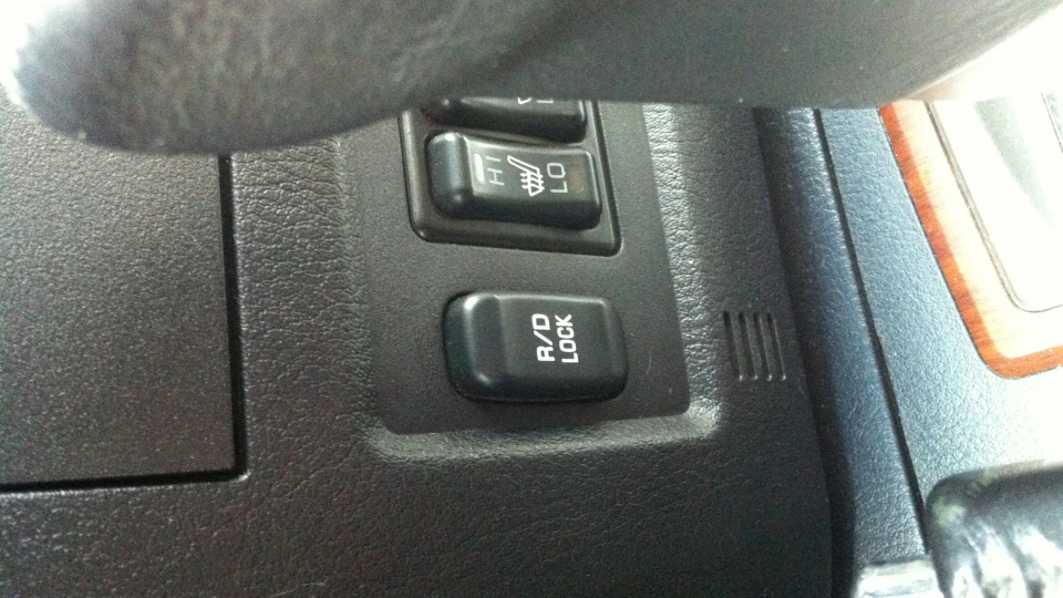 Mitsubishi Pajero WAGON 5