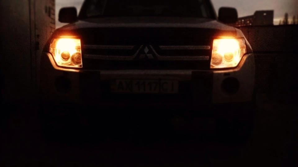 Mitsubishi Pajero Yellow Submarine 2