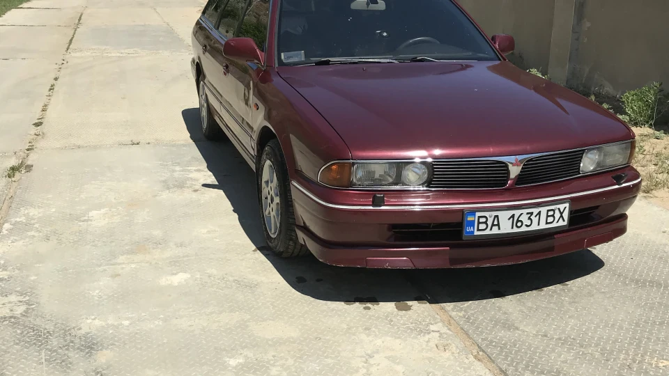 Mitsubishi Sigma 4