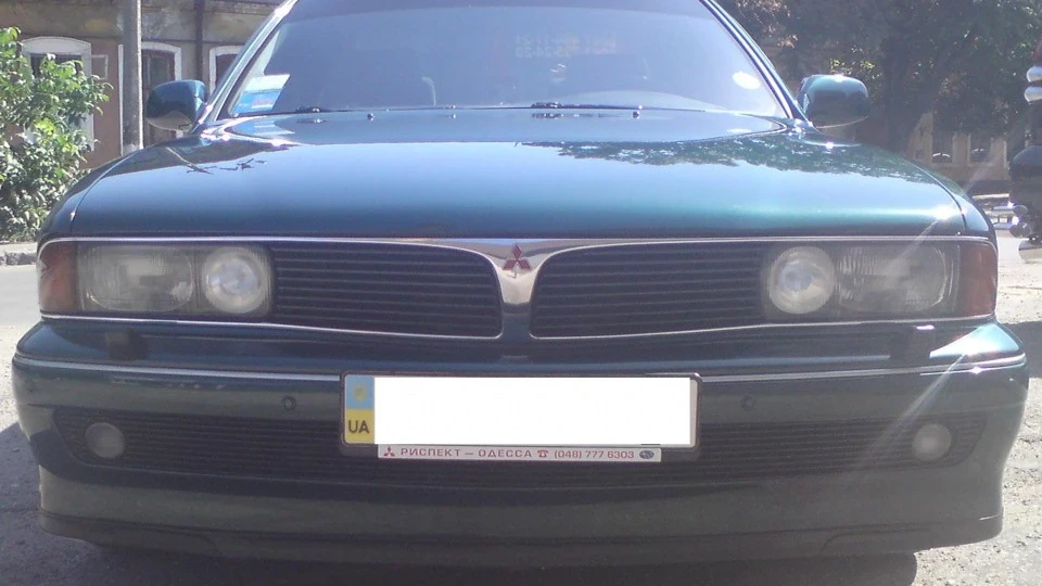 Mitsubishi Sigma 3л японський літак 3