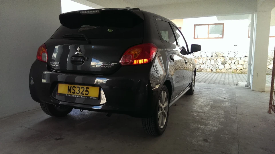 Mitsubishi Space Star 4