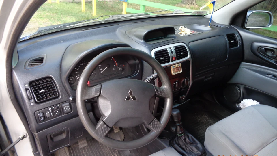 Mitsubishi Space Star Нетаке воно маленьке)) 4
