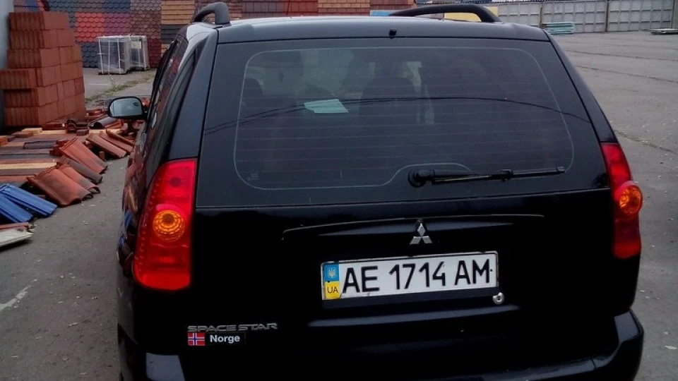 Mitsubishi Space Star Спайс бджілка) 3