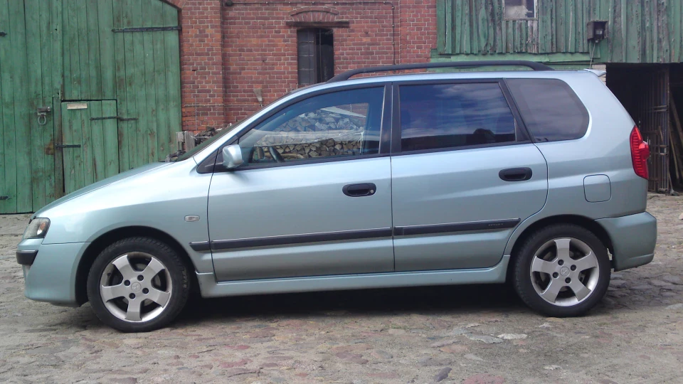 Mitsubishi Space Star Зореліт DI-D Sport