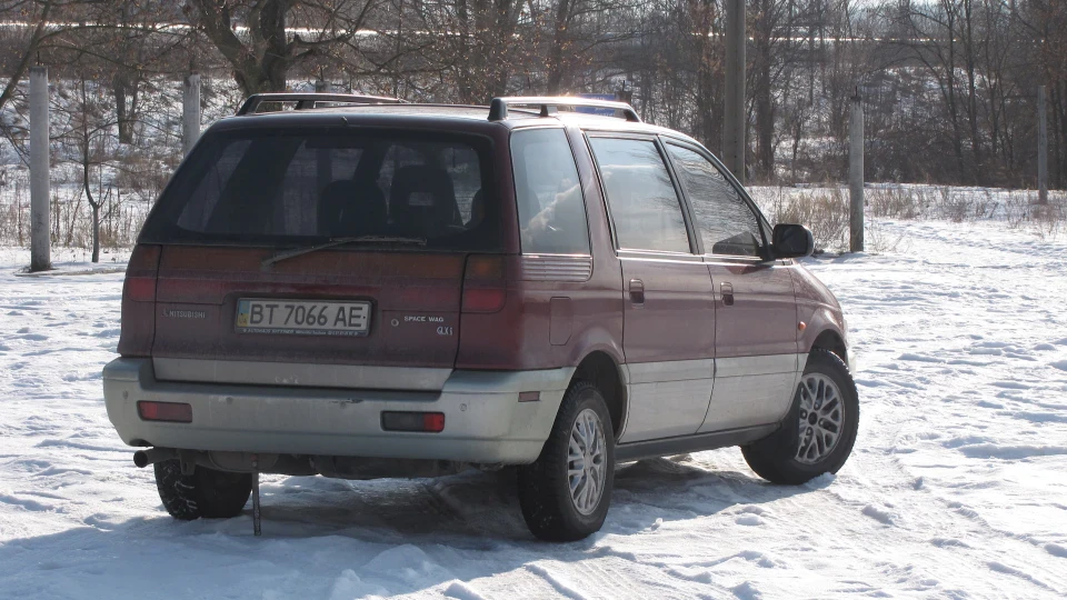Mitsubishi Space Wagon