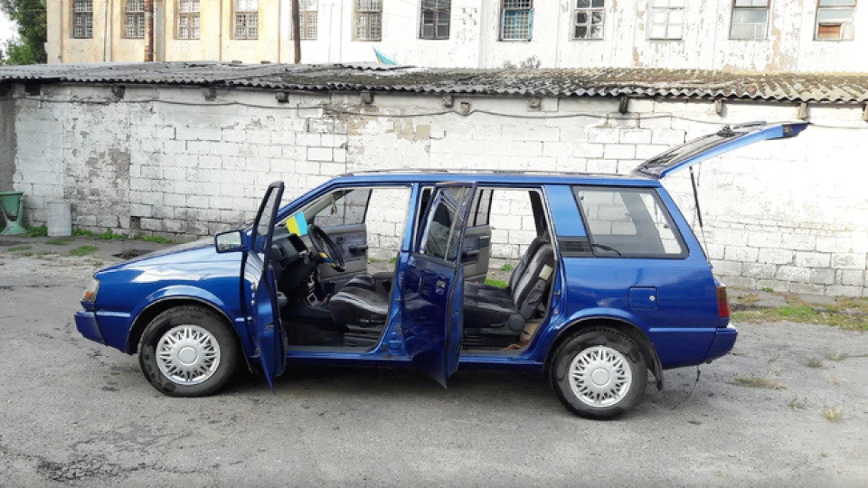 Mitsubishi Space Wagon 3
