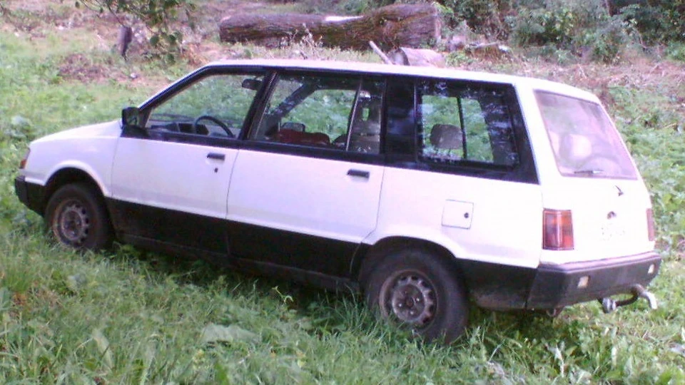 Mitsubishi Space Wagon 1.8 TD 2