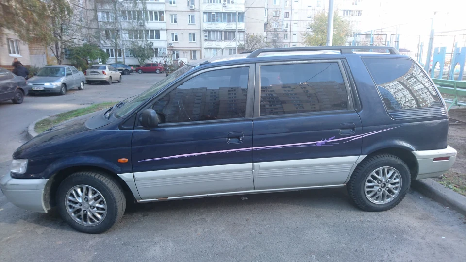 Mitsubishi Space Wagon 2.0 газ бензин.