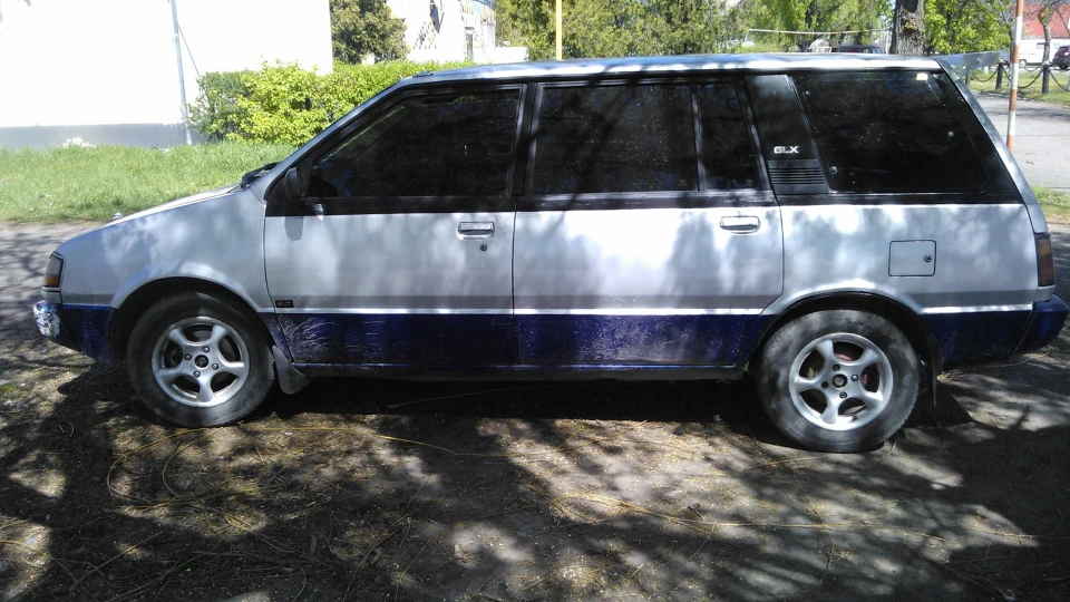 Mitsubishi Space Wagon 4x4 4