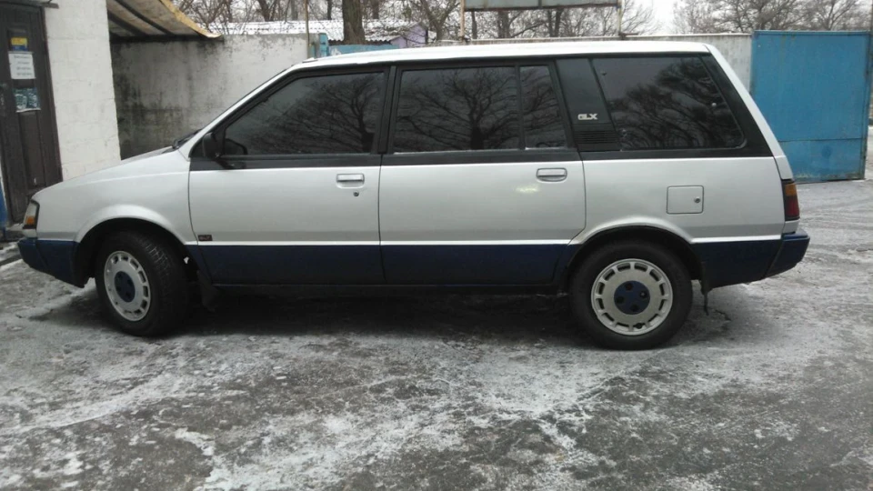 Mitsubishi Space Wagon 4x4 5