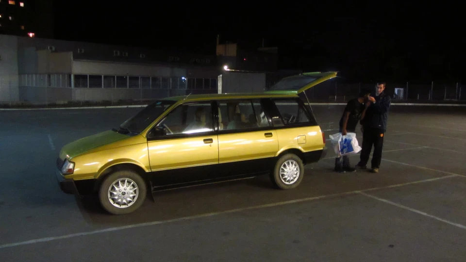 Mitsubishi Space Wagon 7 місць - це кумедно ) 2