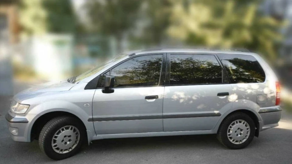 Mitsubishi Space Wagon Сарайка 2
