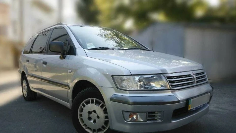 Mitsubishi Space Wagon Сарайка 4