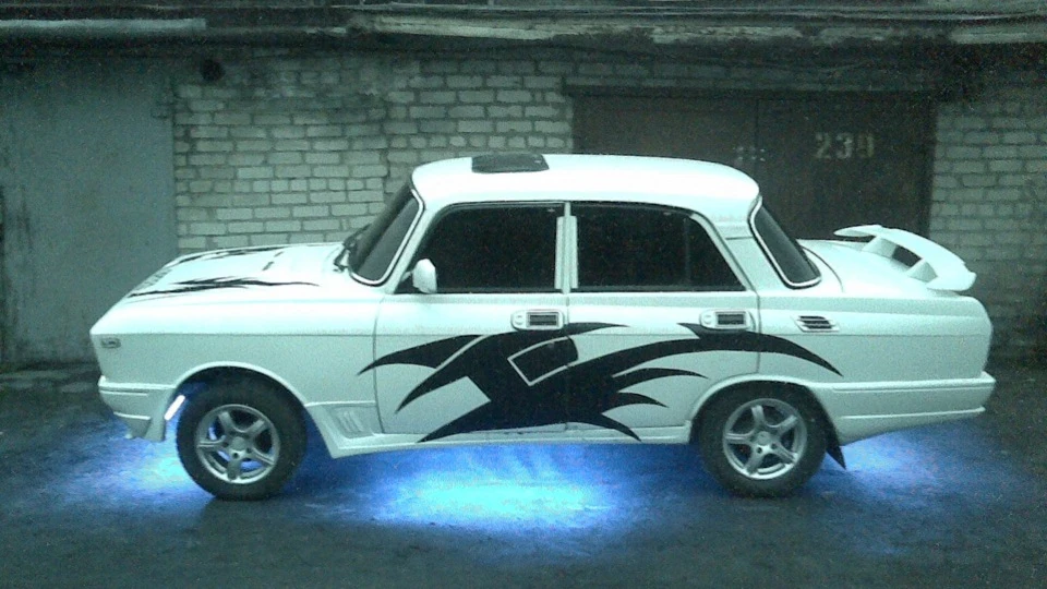 Москвич 2140