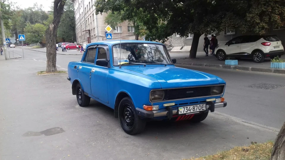 Москвич 2140 3