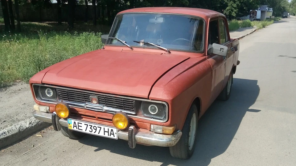 Москвич 2140 4