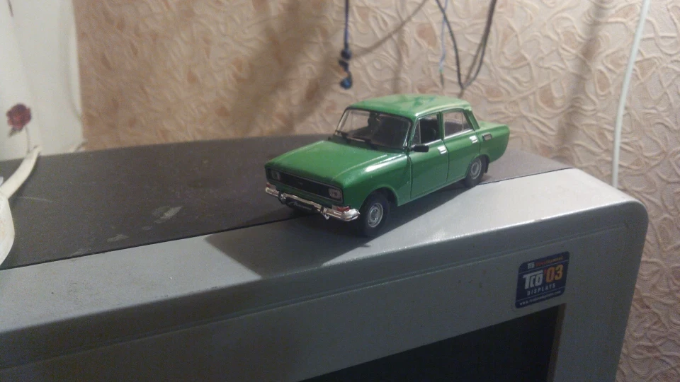 Москвич 2140 □==+==□ 3