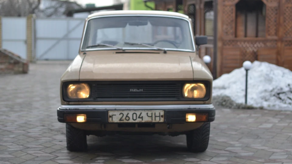 Москвич 2140 3