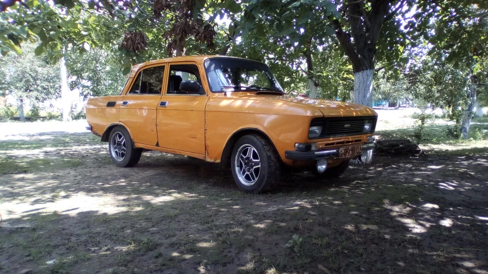 Москвич 2140 3