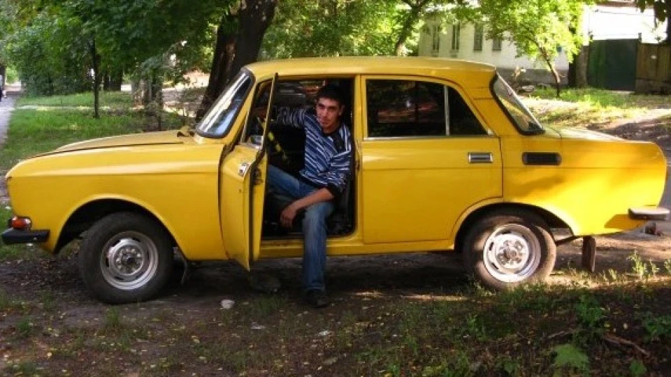 Москвич 2140