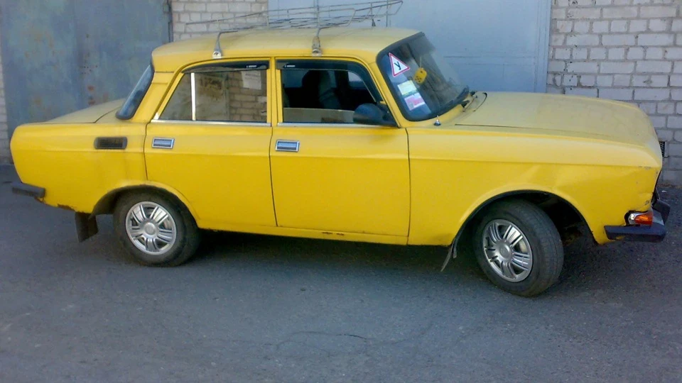 Москвич 2140 3