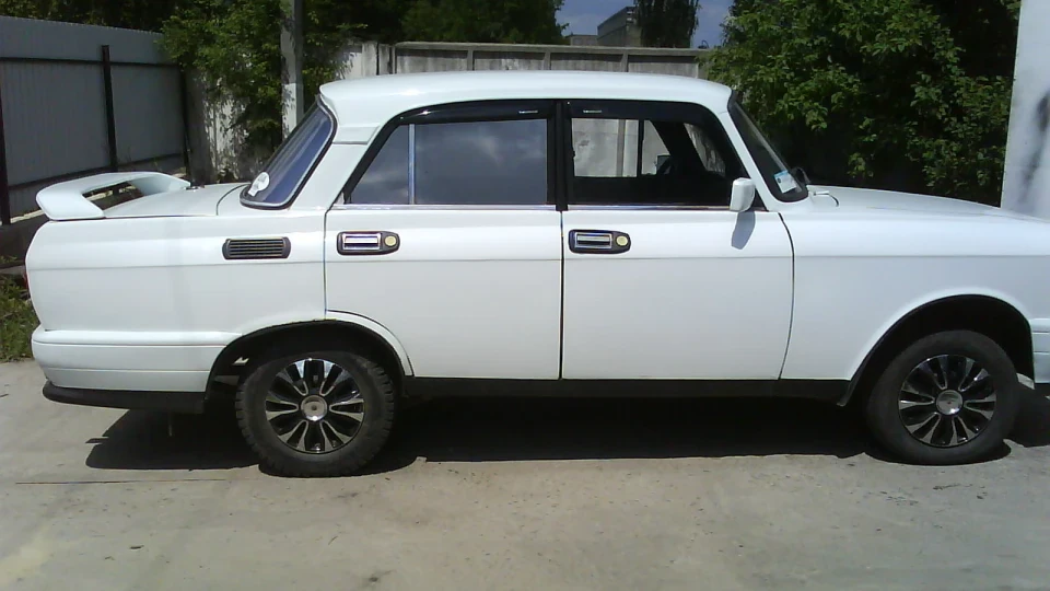 Москвич 2140 2