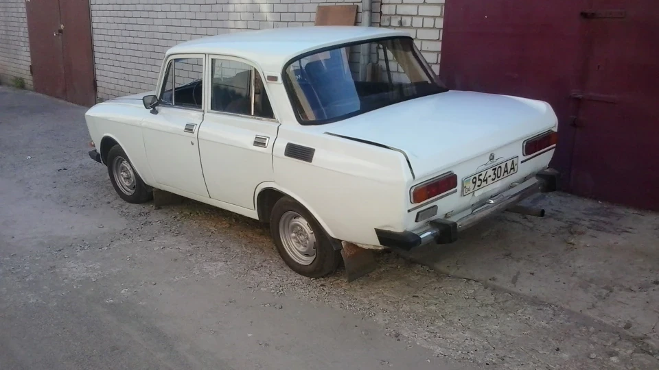 Москвич 2140 4