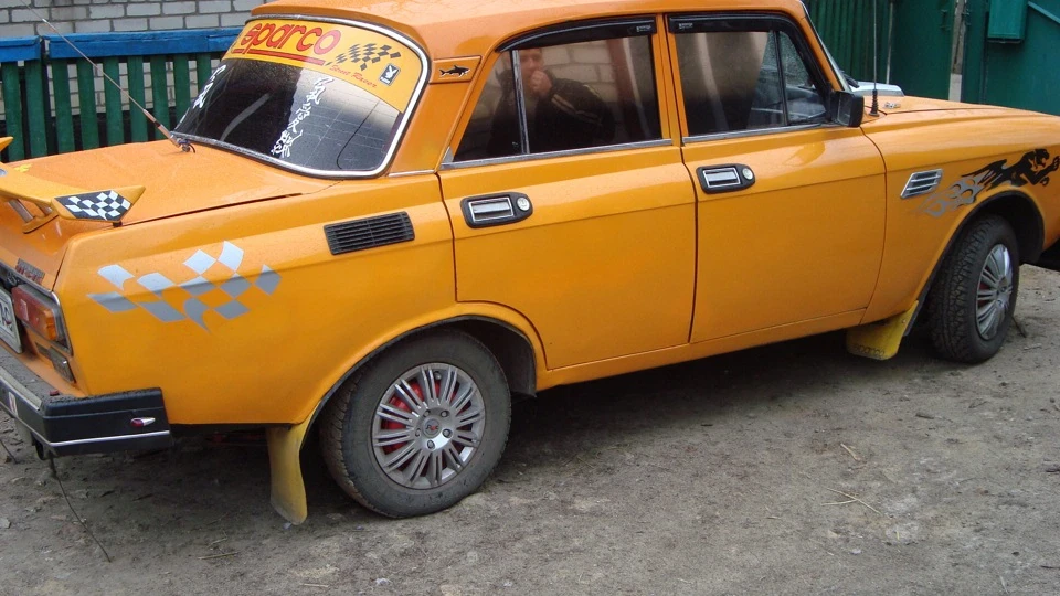 Москвич 2140 2