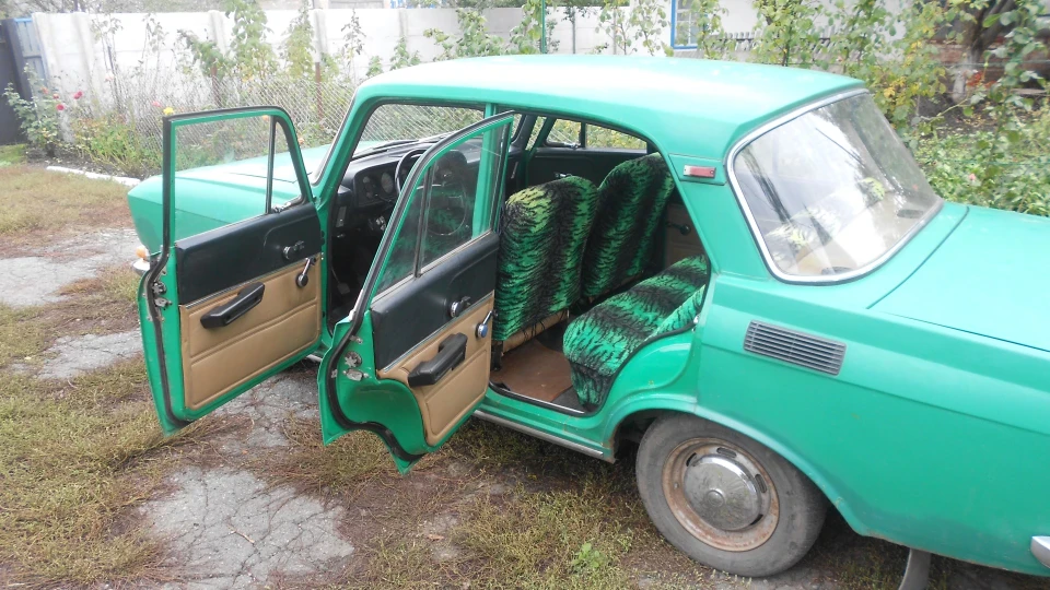 Москвич 2140