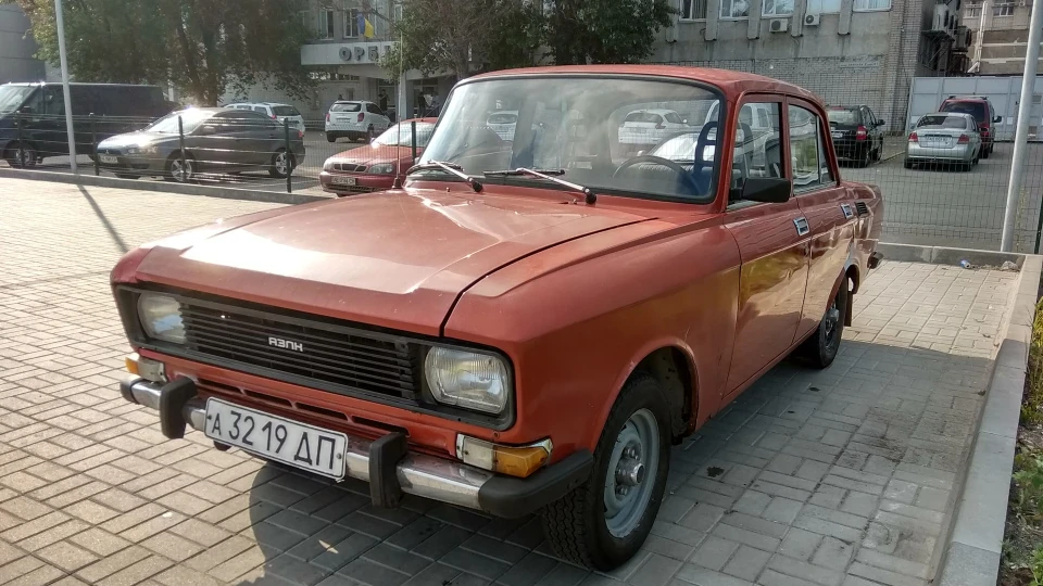 Москвич 2140 88' янгтаймер