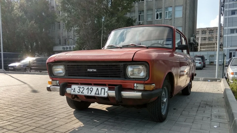 Москвич 2140 88' янгтаймер 2