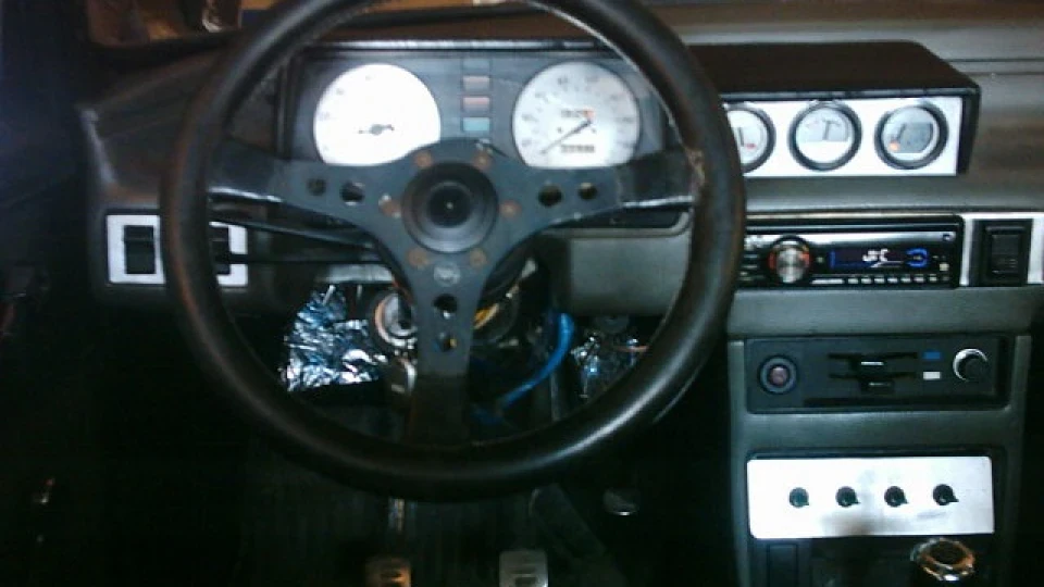 москвич 2140 азлк двигун bmw 2
