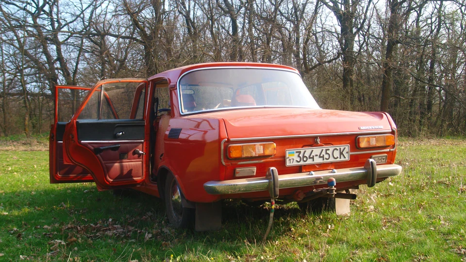 Москвич 2140 Колір корида 1,5л двиг 3