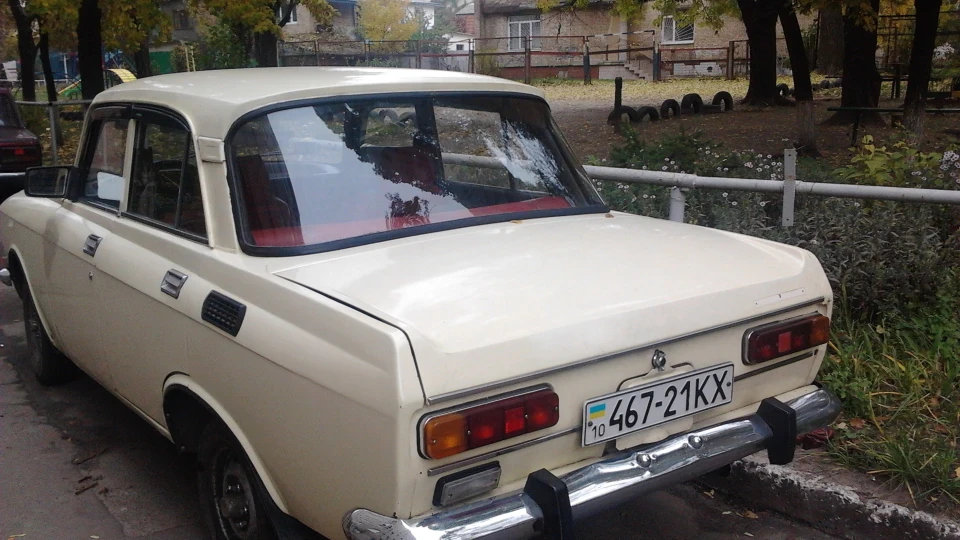 Москвич 2140 Колір Лотос 2