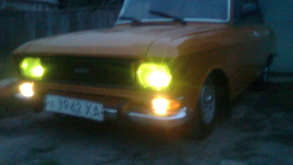 Muskvich 2140 Glamorous Loy 5