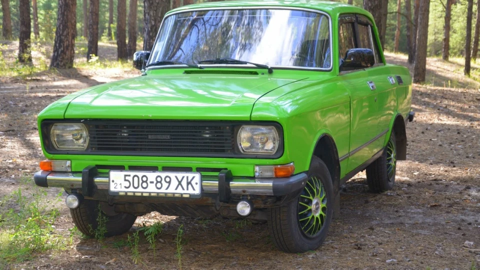 Москвич 2140 Green Apple 3