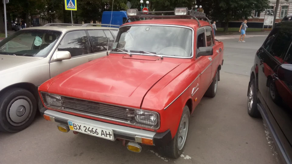 Москвич 2140 червоний промінь 2