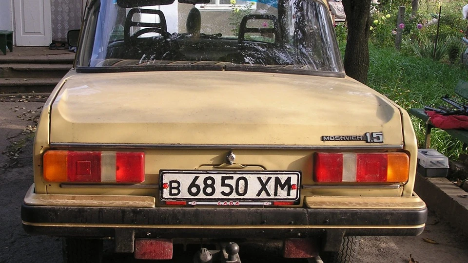Москвич 2140 Люкс Ластівка 3