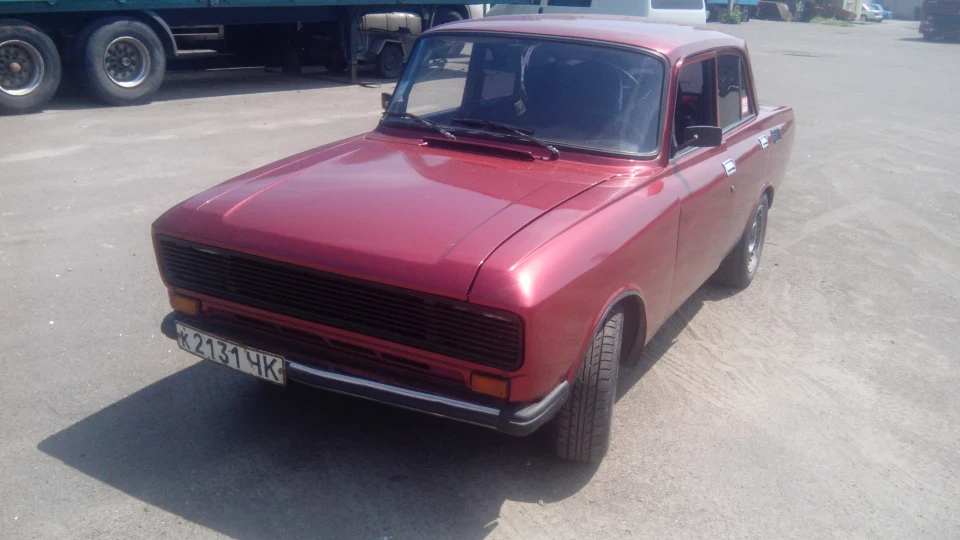 Москвич 2140 Малиновий Космос! 4