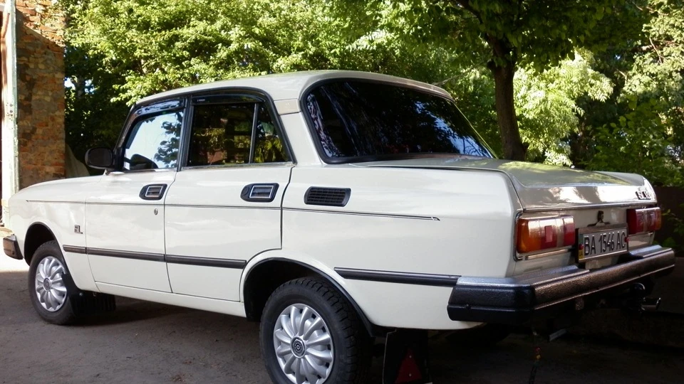 Москвич 2140 Пакіч) 4