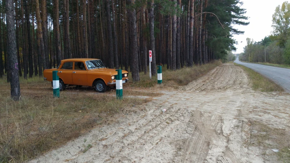 Москвич 2140 Бджілка 2