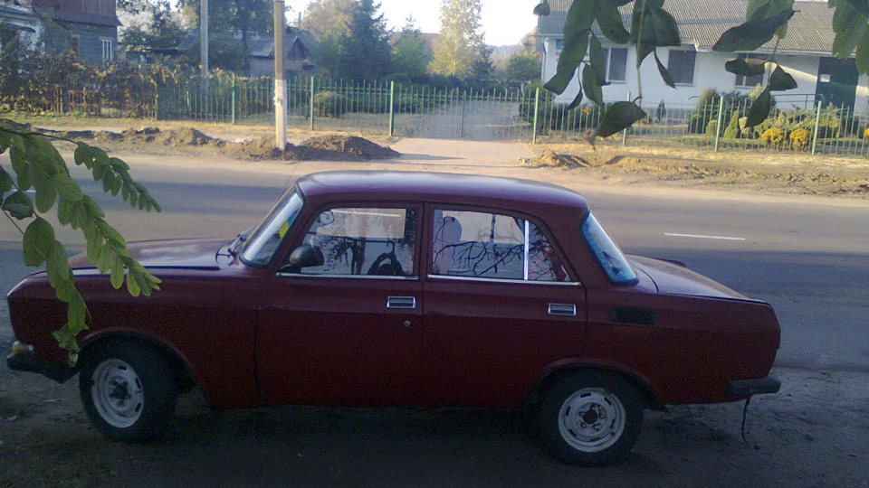 Москвич 2140 sudar' 3