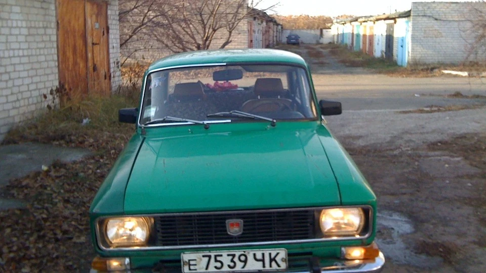 Москвич 2140 Зелений змій)