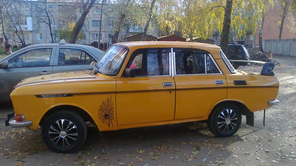 Москвич 2140 Жовтий Дракон 4