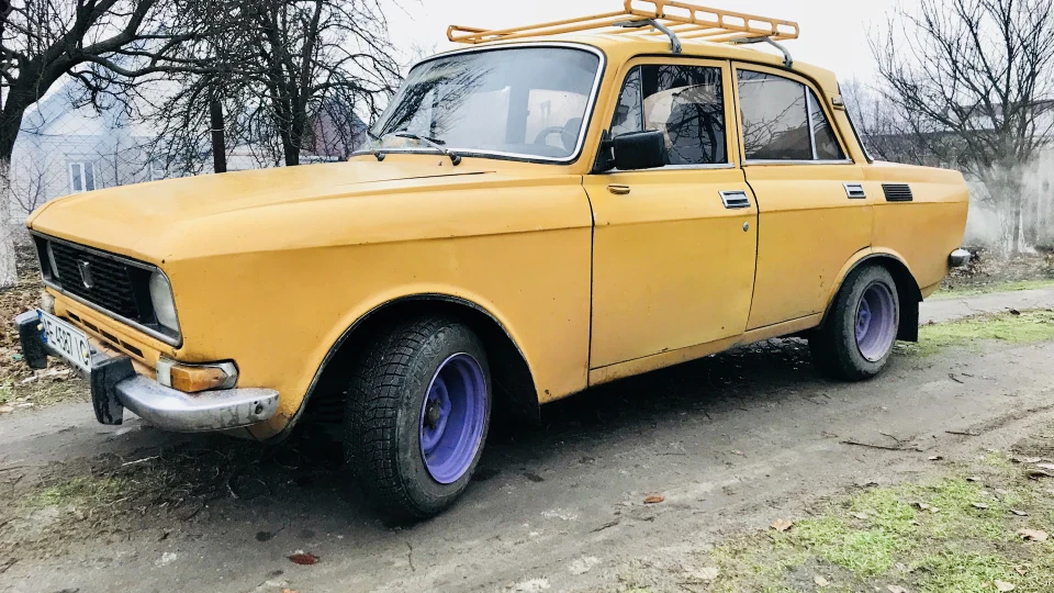 Москвич 2140 Жовтий Гад