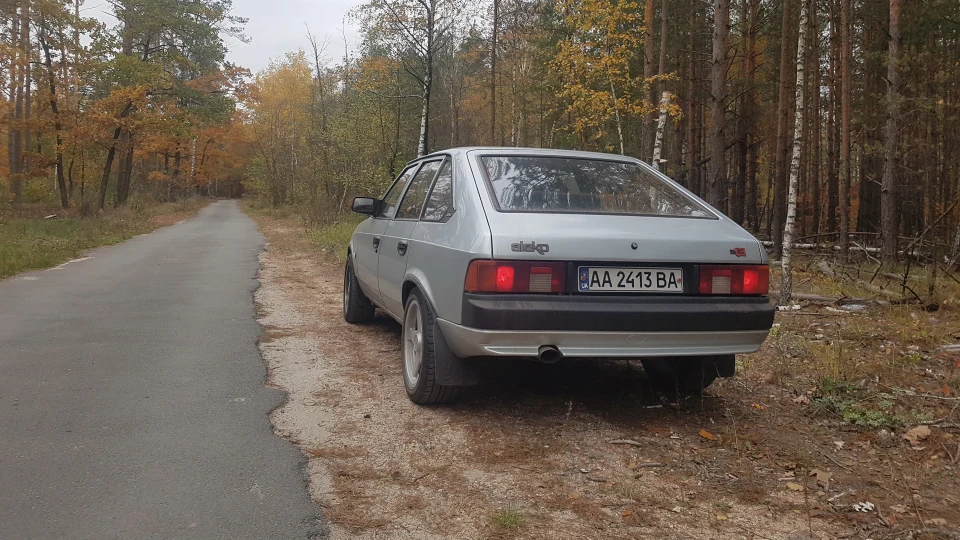 Москвич 2141 2.0i Алеко 3